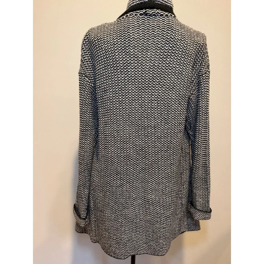Charlie Paige Black White Chevron Knit Open Front Cardigan Sweater Small Medium